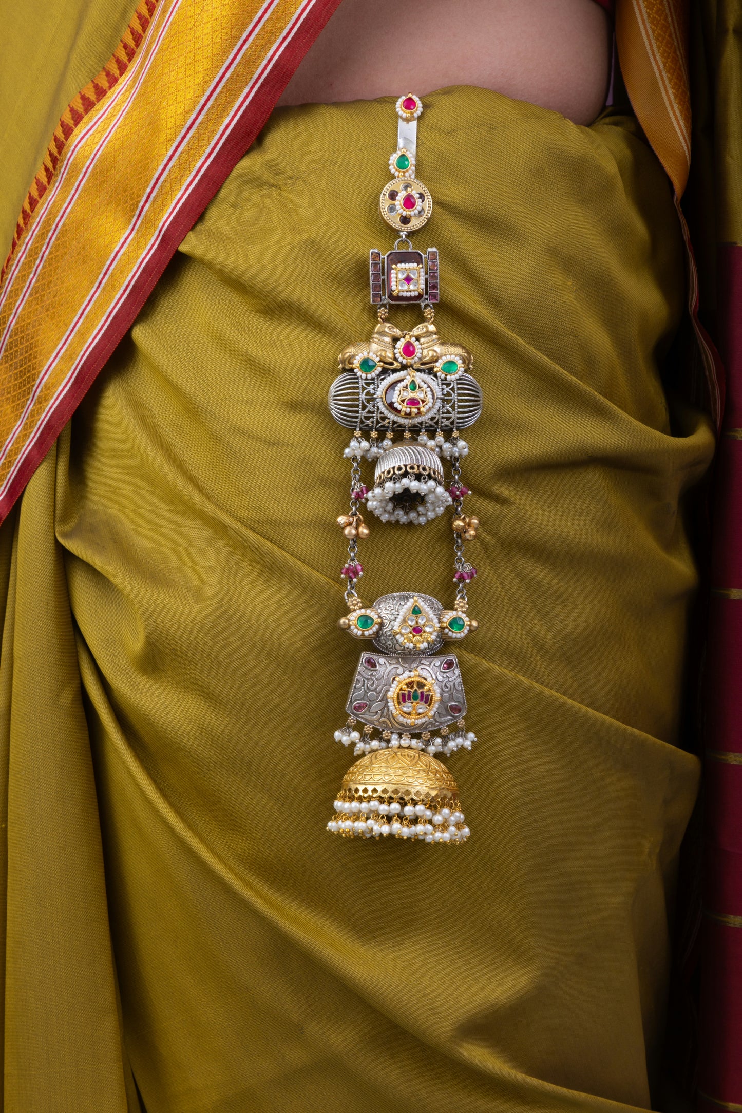 Pachi kundan waist juda