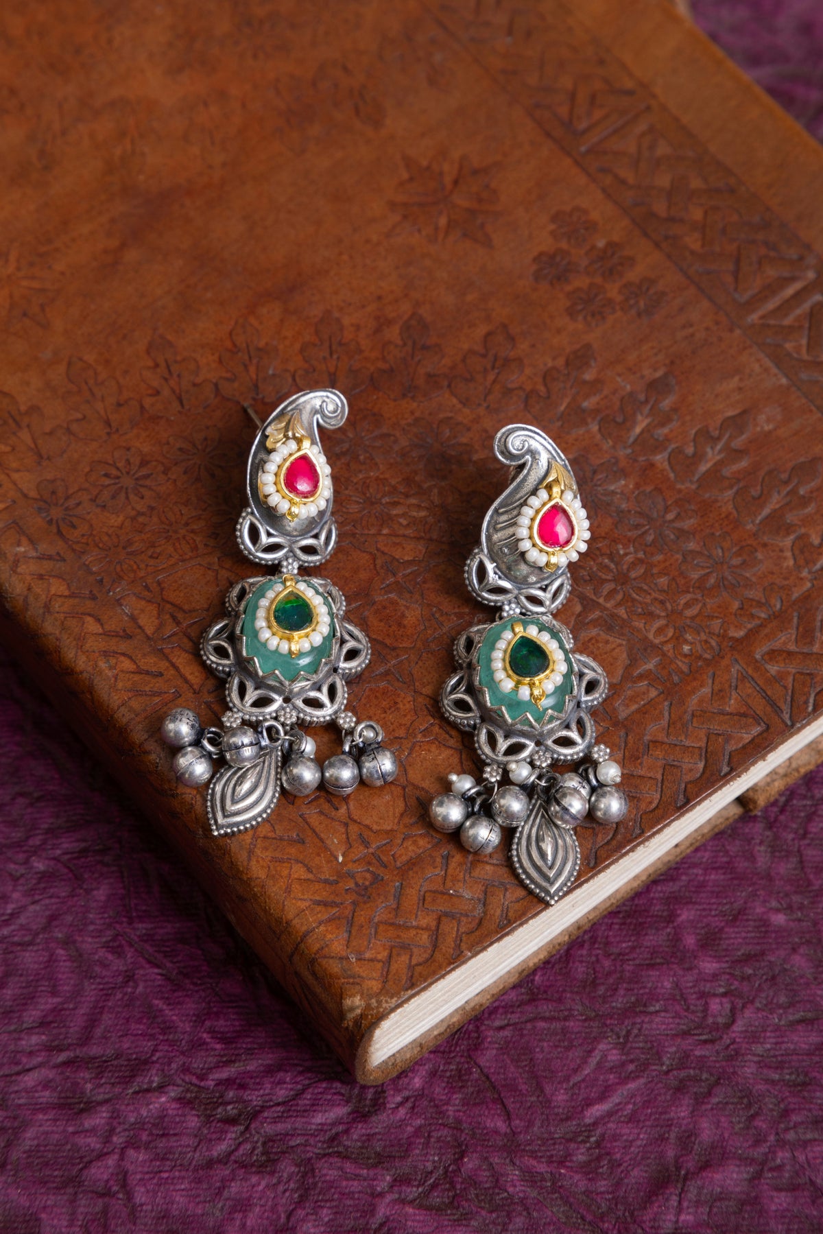 Pandey fusion two tone pachi kundan stone choker