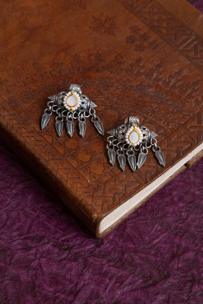 Barsha pachi kudan antique silver necklace