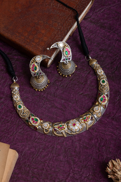 Draupadi fusion two tone pachi kundan hasli choker