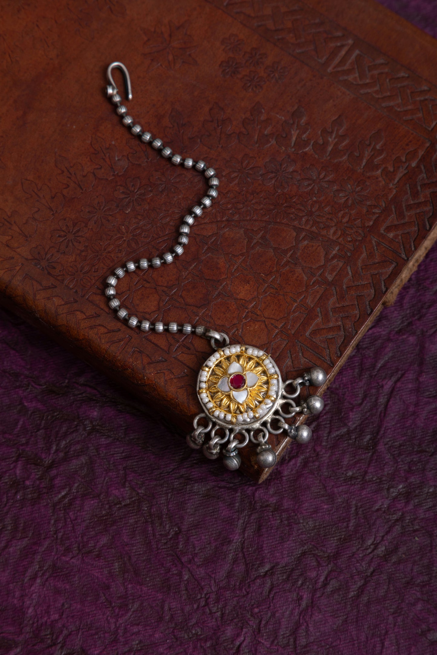 Nitya antique fusion pachi kundan choker