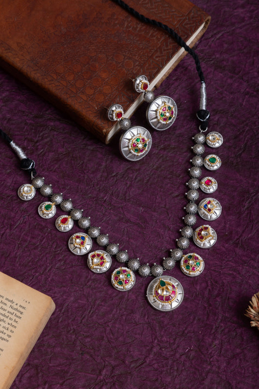 Vrushali antique silver fusion pachi kundan necklace