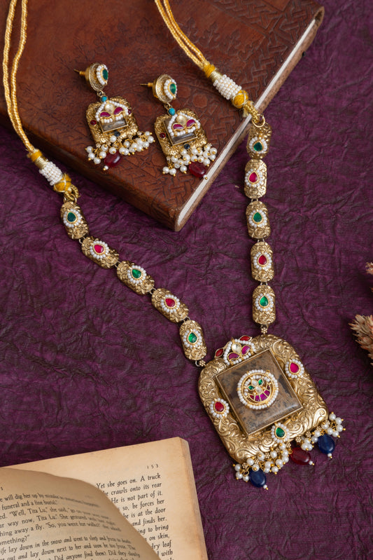 Prerna pachi kundan gold necklace