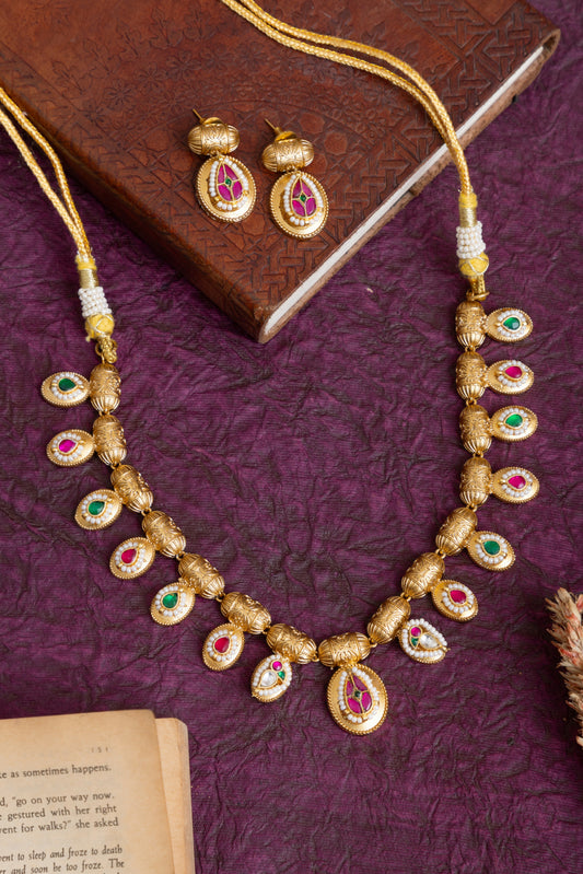 Simran pachi kundan gold lookalike necklace
