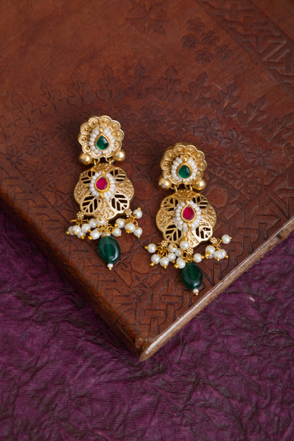 Margi heritage gold pachi kundan choker