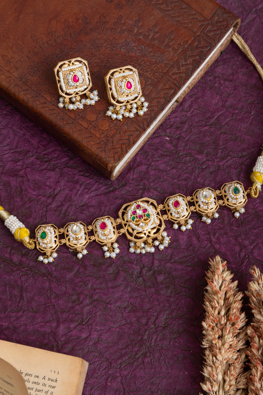 Teena gold kundan choker