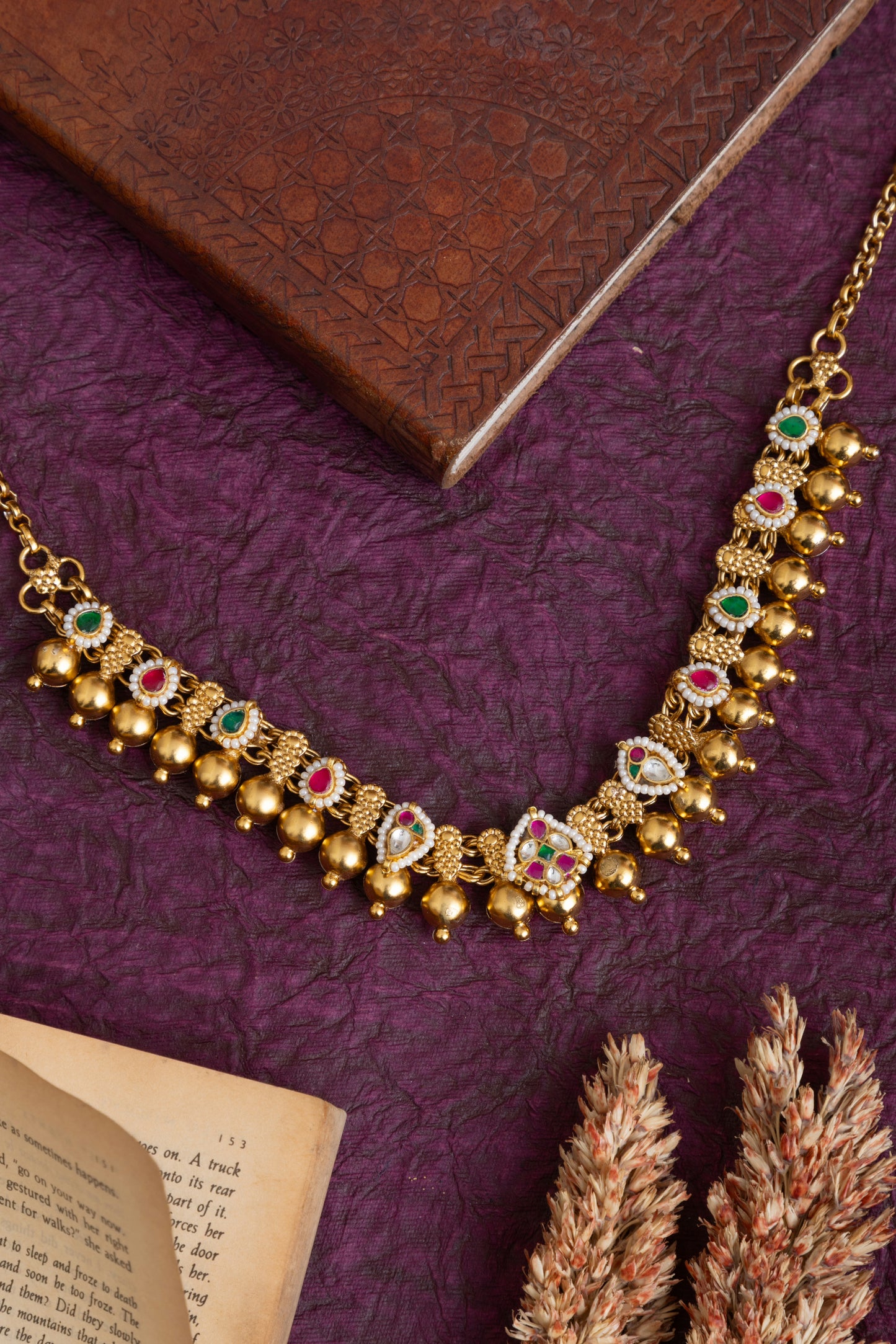 Kolhapuri gold pachi kundan choker