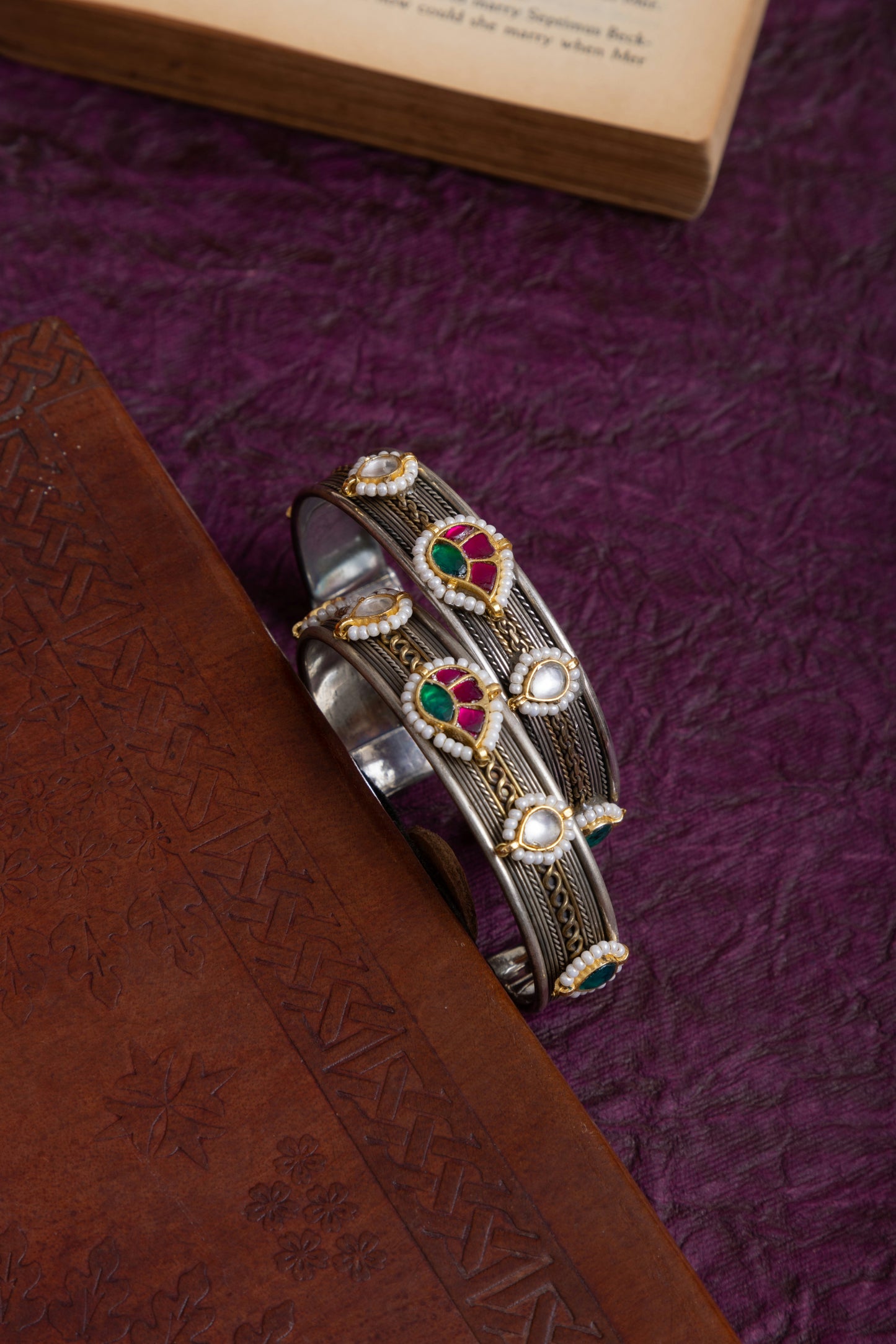 Mani pachi kundan bangles pair
