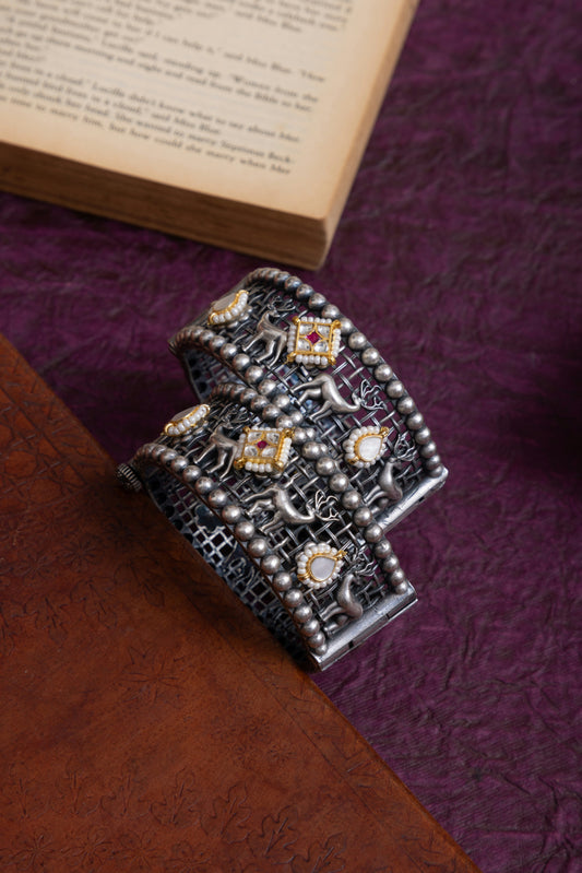 Kinal large size  antique fusion pachi kundan deer kada