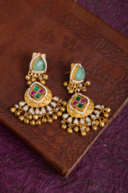Sakshi heritage kundan gold choker