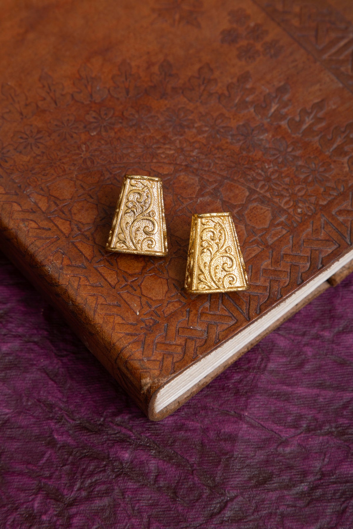 Anamika antique gold thread necklace