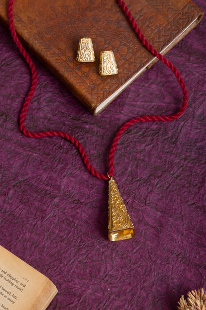 Anamika antique gold thread necklace