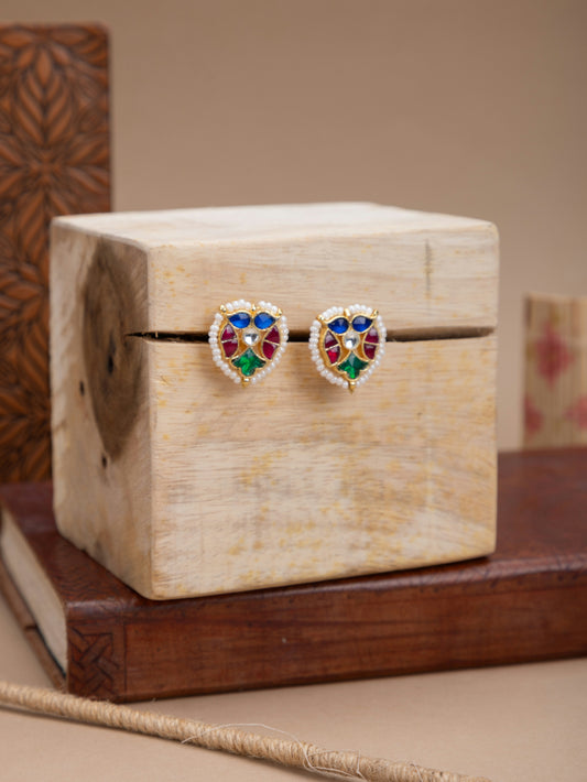 Minimal pachi kundan studs