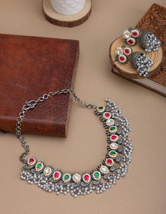 Silver pachi kundan choker