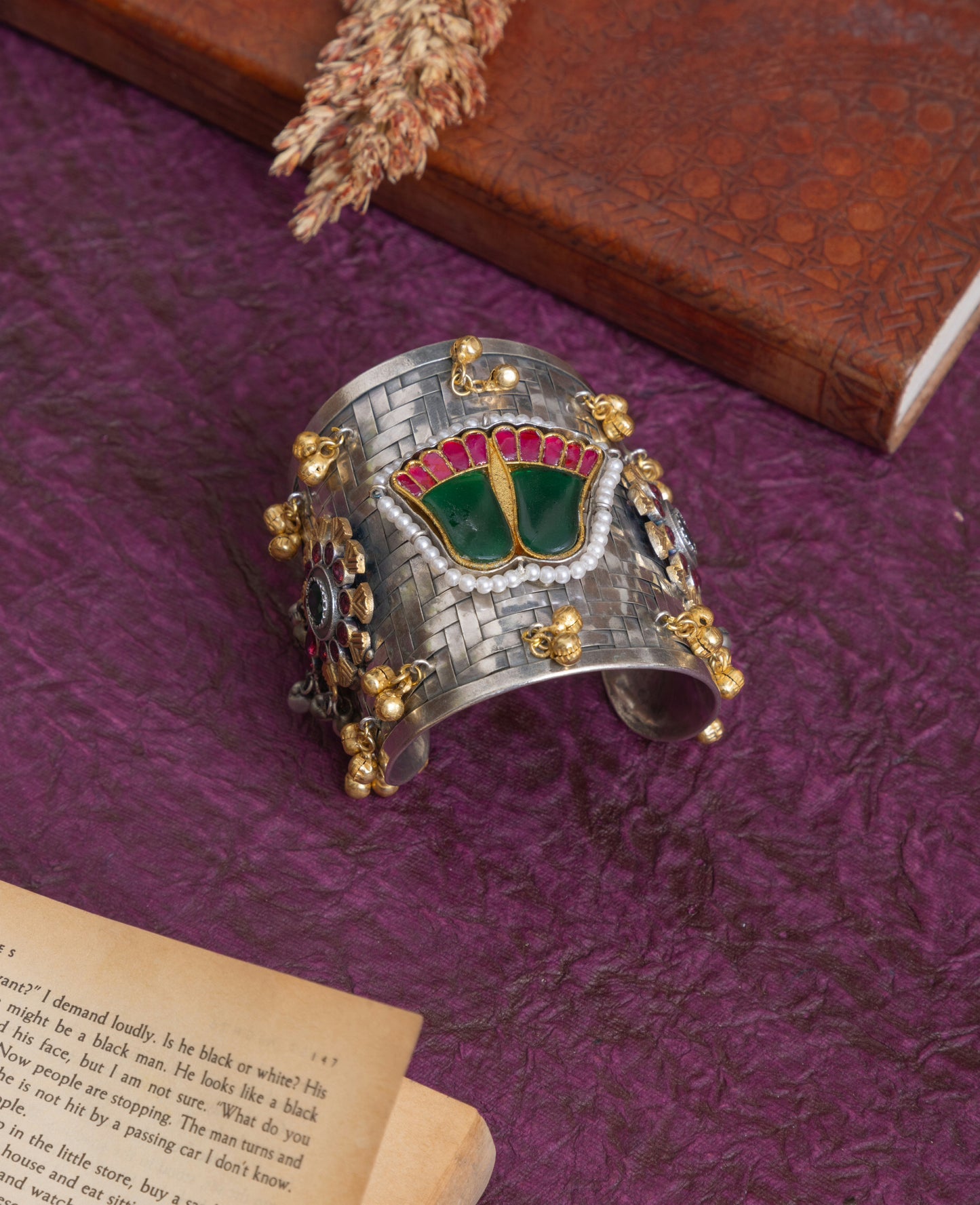 Lakshmi pagla fusion handcuff