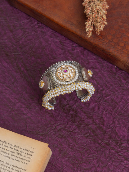Pankhuri fusion kundan handcuff
