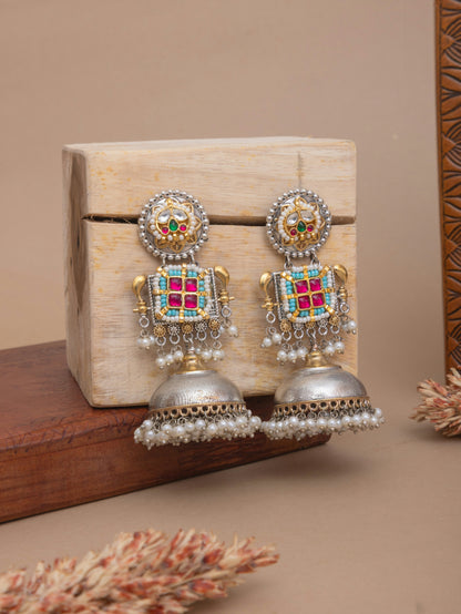 Pragna Pachi kundan jhumka
