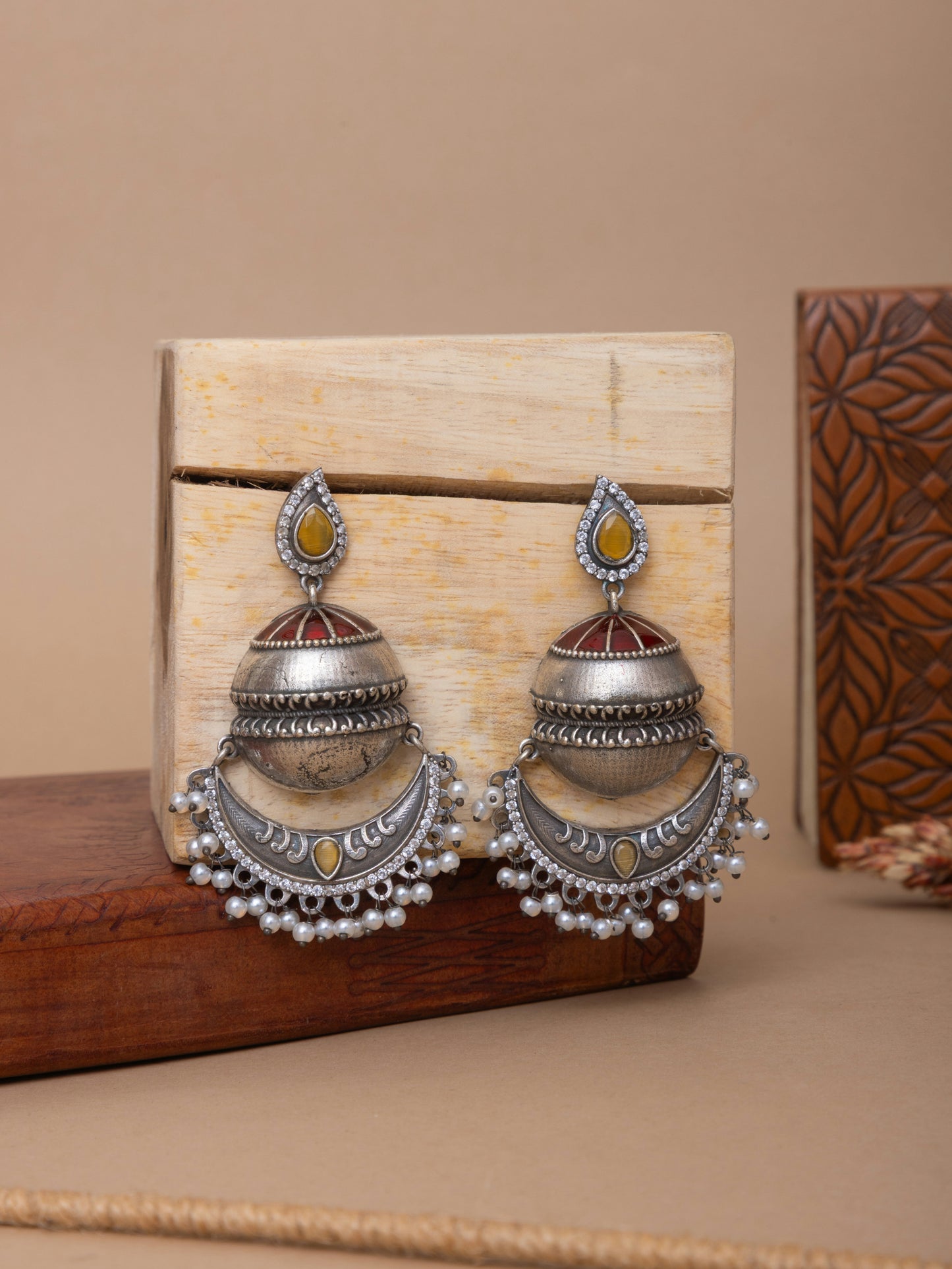 Taaj moh earrings