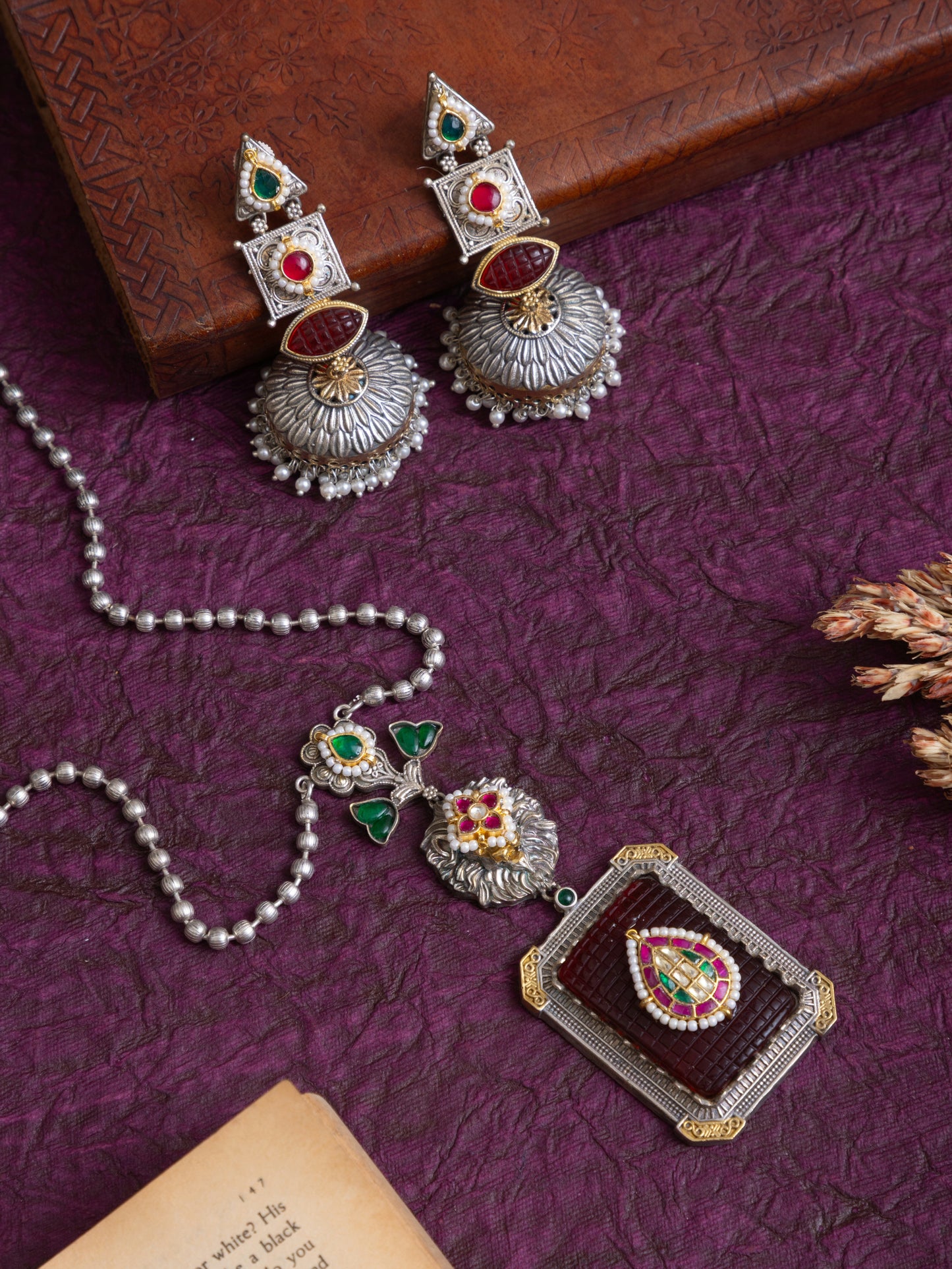 Saanjh premium fusion kundan necklace