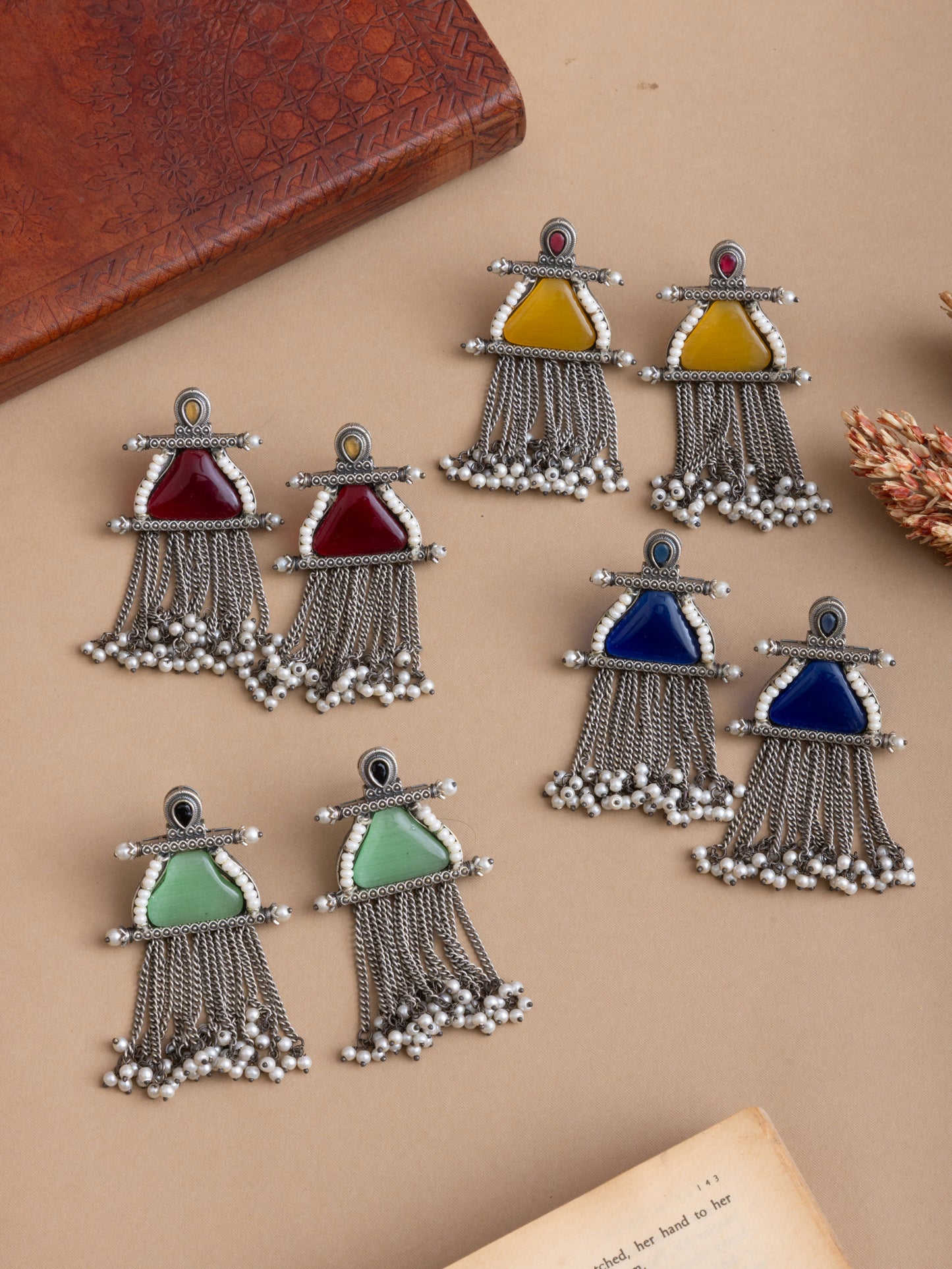 Moh chain danglers