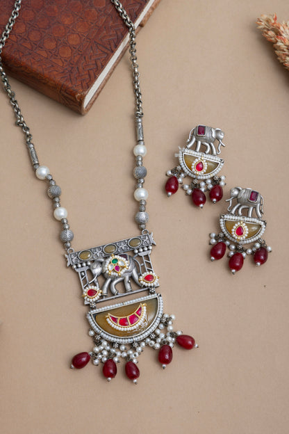 Nivedita pachi kundan elephant necklace