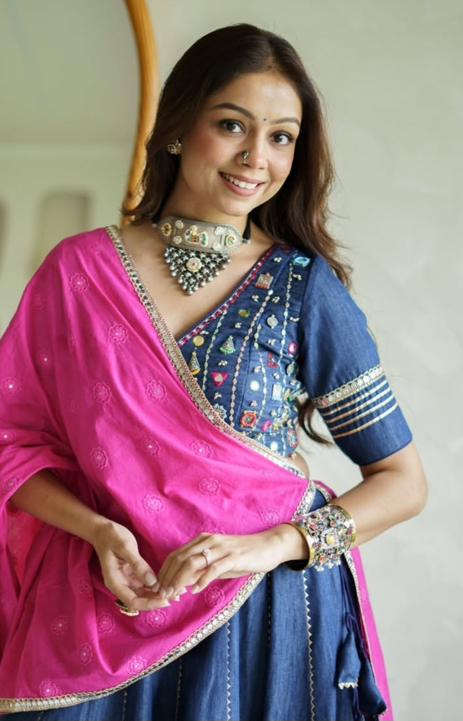 Khushi two tone fusion pachi kundan studs