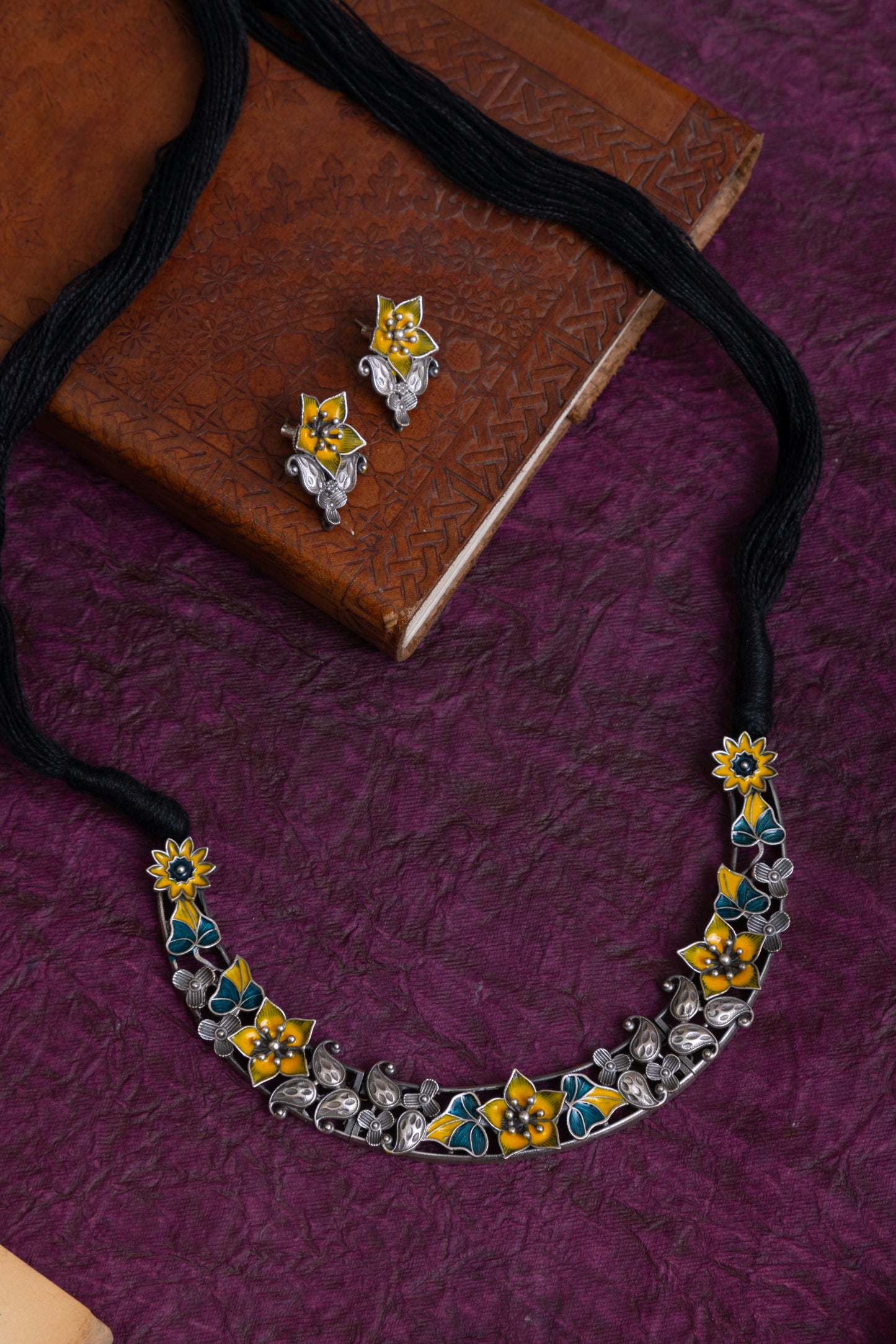 Kejal enamel meenakari antique tribal hasli choker