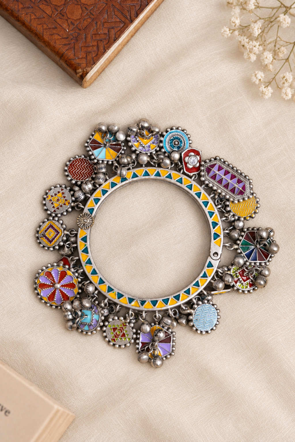 Utsa handcrafted Fusion thread choker