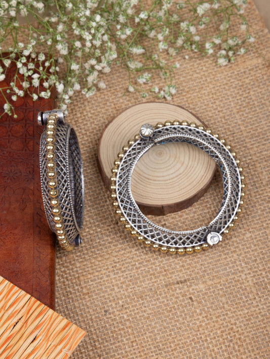 Large size Dual tone ball kada
