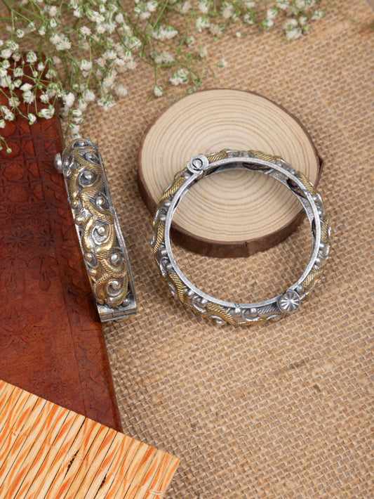 Large size dual tone art kada