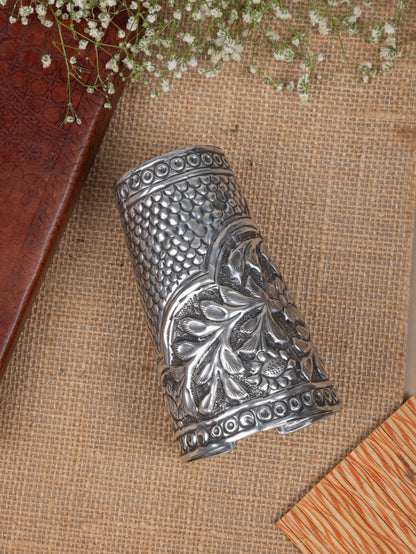Silver lookalike handcuff