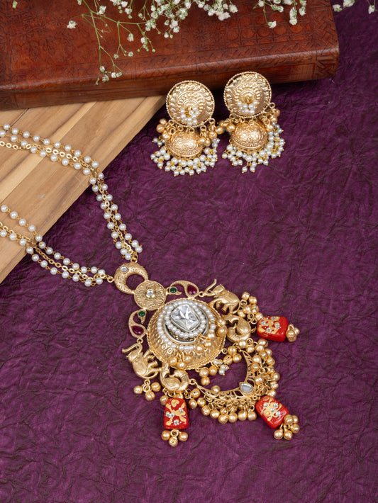 Ranisa gold necklace