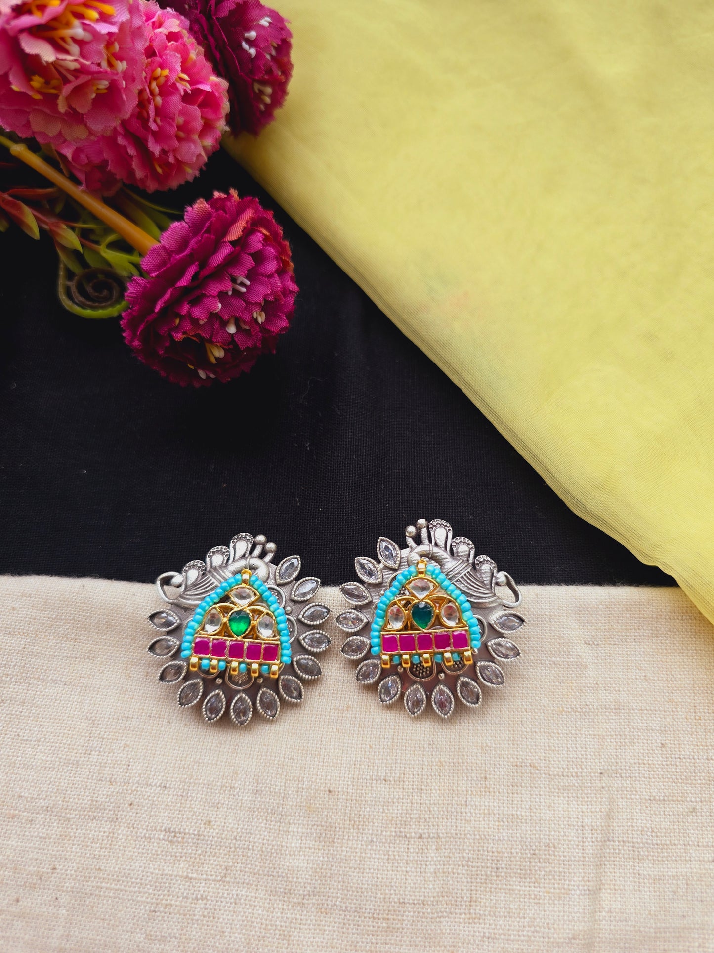 Pachi kundan studs