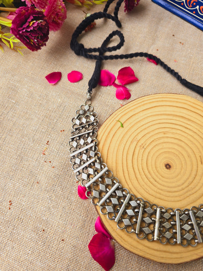 Blumi Antique sleek choker