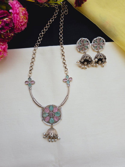 Aisha moh necklace