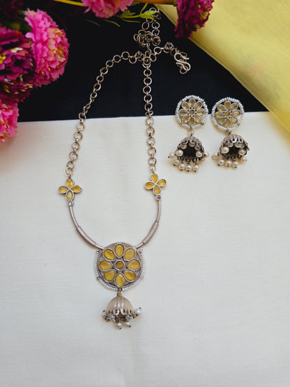 Aisha moh necklace